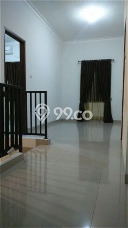 Rumah sewa siap pakai 4 KT di Pejaten, Jakarta Selatan Rumah sewa siap pakai 4 KT di Pejaten, Jakarta Selatan