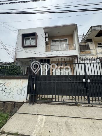 Disewakan! Rumah 4 Kamar Tidur &
3 Kamar Mandi di Green garden, Jakarta Barat Disewakan! Rumah 4 Kamar Tidur &
3 Kamar Mandi di Green garden, Jakarta Barat