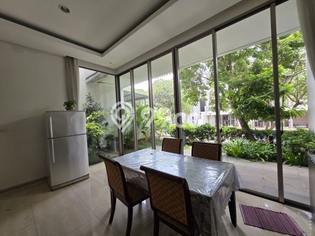 Dijual Rumah Luas Megah Dengan View Eksklusif di Ancol, Jakarta Utara Dijual Rumah Luas Megah Dengan View Eksklusif di Ancol, Jakarta Utara