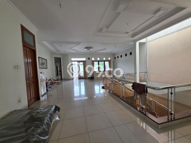 Rumah Elit Modern Tanpa Renovasi di Sunter Jakarta Utara Rumah Elit Modern Tanpa Renovasi di Sunter Jakarta Utara