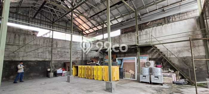 Gudang untuk disewa di Cempaka Putih punya LT 308m2 & LB 200m2 harga sewa kompetitif Gudang untuk disewa di Cempaka Putih punya LT 308m2 & LB 200m2 harga sewa kompetitif