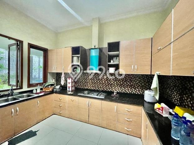 Dijual Rumah Premium dengan Fasilitas Sekitar Komplit di Menteng, Jakarta Pusat Dijual Rumah Premium dengan Fasilitas Sekitar Komplit di Menteng, Jakarta Pusat
