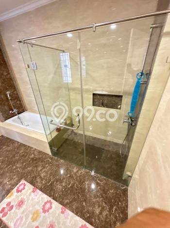 Siap Huni Hunian Elit 5 Kamar di Menteng Dekat ke Mana Saja Siap Huni Hunian Elit 5 Kamar di Menteng Dekat ke Mana Saja