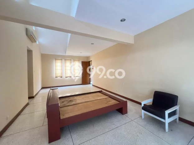 Sewa Rumah Modern di Menteng Siap Huni dan Kondisi Bagus Sewa Rumah Modern di Menteng Siap Huni dan Kondisi Bagus