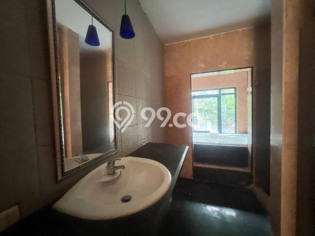 Sewa Rumah Modern di Menteng Siap Huni dan Kondisi Bagus Sewa Rumah Modern di Menteng Siap Huni dan Kondisi Bagus