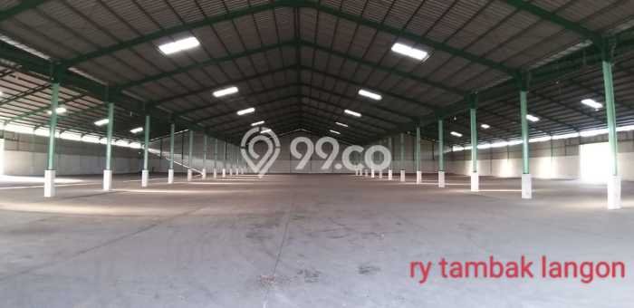 Unit Gudang Paling Strategis di Asemrowo Surabaya dengan LB 6850m2 Unit Gudang Paling Strategis di Asemrowo Surabaya dengan LB 6850m2