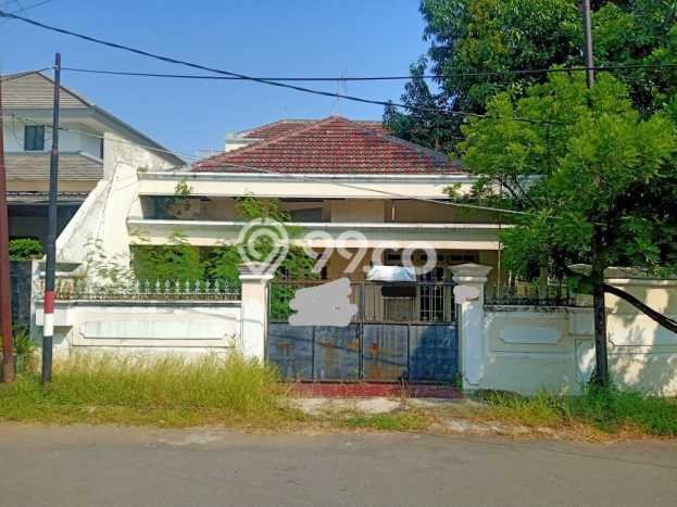 For Sale! Luxury House LT 370m2 Desain Modern di Dharma Husada For Sale! Luxury House LT 370m2 Desain Modern di Dharma Husada