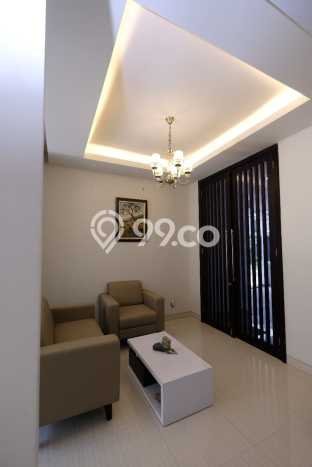 Rumah Luxury Modern Siap Huni di Wisata Bukit Mas Surabaya Rumah Luxury Modern Siap Huni di Wisata Bukit Mas Surabaya