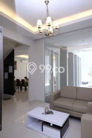 Rumah Luxury Modern Siap Huni di Wisata Bukit Mas Surabaya Rumah Luxury Modern Siap Huni di Wisata Bukit Mas Surabaya