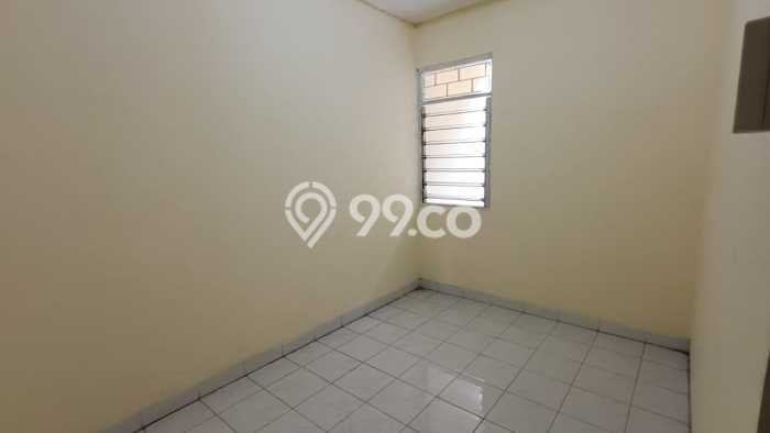 Lokasi terbaik! Rumah siap pakai dikontrakkan di Colomadu LB 120m2 Lokasi terbaik! Rumah siap pakai dikontrakkan di Colomadu LB 120m2