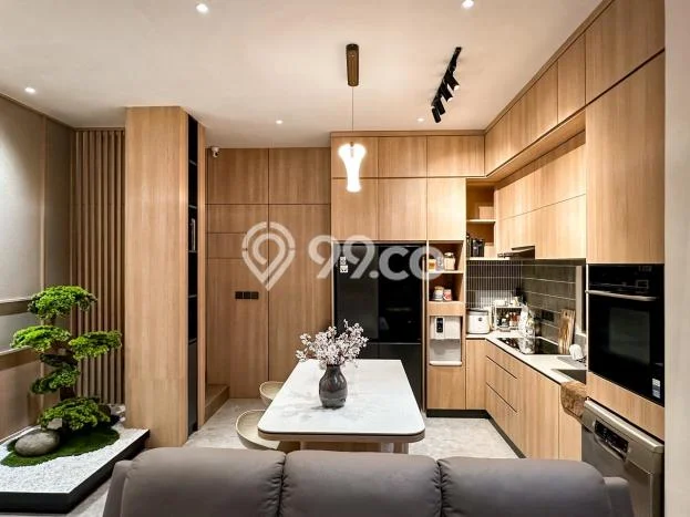 Jual Rumah Luas Megah Dengan View Eksklusif di Jakarta Garden City, Jakarta Timur Jual Rumah Luas Megah Dengan View Eksklusif di Jakarta Garden City, Jakarta Timur