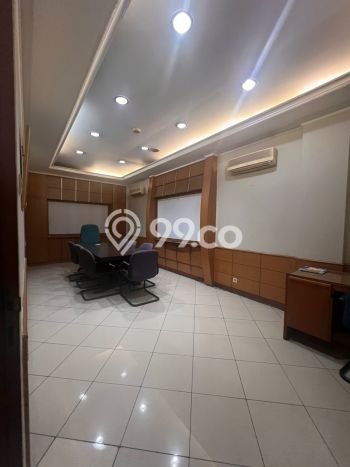 Lokasi Strategis! Dijual Kantor Bisnis di Kebayoran Baru, Jakarta Selatan Kondisi Baik Lokasi Strategis! Dijual Kantor Bisnis di Kebayoran Baru, Jakarta Selatan Kondisi Baik