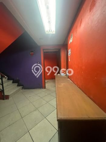 Lokasi Strategis! Dijual Kantor Bisnis di Kebayoran Baru, Jakarta Selatan Kondisi Baik Lokasi Strategis! Dijual Kantor Bisnis di Kebayoran Baru, Jakarta Selatan Kondisi Baik