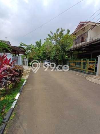 Rumah Luxury Modern Tanpa Renovasi di Pejaten Jakarta Selatan Rumah Luxury Modern Tanpa Renovasi di Pejaten Jakarta Selatan