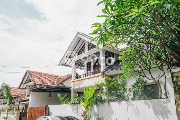 Disewakan Rumah Murah di Canggu Badung dengan 3 KT Disewakan Rumah Murah di Canggu Badung dengan 3 KT