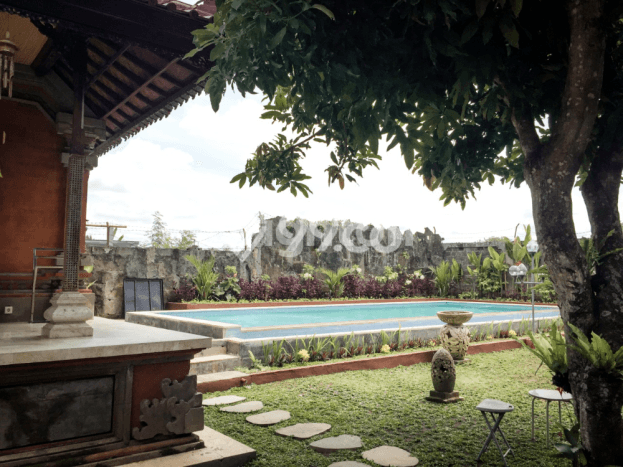 HARGA MENARIK! Vila Kawasan , Luas 1500m2m², Lokasi Premium dengan jalan mudah HARGA MENARIK! Vila Kawasan , Luas 1500m2m², Lokasi Premium dengan jalan mudah