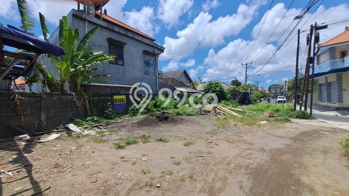Tanah Dijual Lokasi Denpasar Utara, Denpasar Luas 167m2 Legalitas Aman Tanah Dijual Lokasi Denpasar Utara, Denpasar Luas 167m2 Legalitas Aman