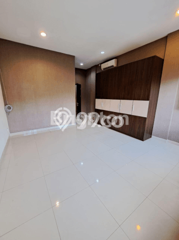 Dijual! Ruko di Dewi Sri Badung LT 97m2 / LB 291m2 Kawasan Strategis Dijual! Ruko di Dewi Sri Badung LT 97m2 / LB 291m2 Kawasan Strategis
