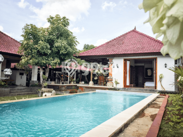HARGA MENARIK! Vila Kawasan , Luas 1500m2m², Lokasi Premium dengan jalan mudah HARGA MENARIK! Vila Kawasan , Luas 1500m2m², Lokasi Premium dengan jalan mudah