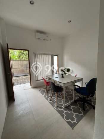 Kantor Disewa di Badung dengan LB 130m2 Area Komersial Ramai Kantor Disewa di Badung dengan LB 130m2 Area Komersial Ramai