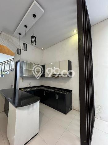 Dijual Hunian Rumah Terawat 4 KT di Sleman, Yogyakarta Dijual Hunian Rumah Terawat 4 KT di Sleman, Yogyakarta