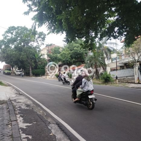 Rumah Luxury Modern Tanpa Renovasi di Manyaran Semarang Rumah Luxury Modern Tanpa Renovasi di Manyaran Semarang