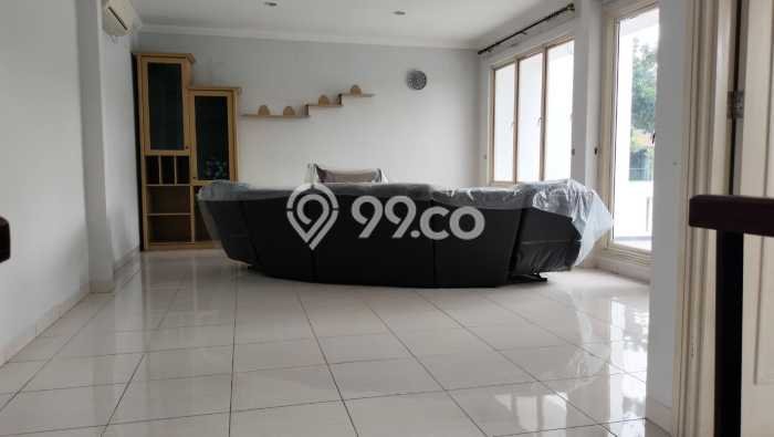Disewakan! Rumah 4 Kamar Tidur &
3 Kamar Mandi di Alam Sutera, Tangerang Disewakan! Rumah 4 Kamar Tidur &
3 Kamar Mandi di Alam Sutera, Tangerang