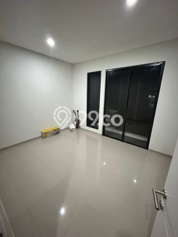 Hunian Nyaman Asri 2 KT Siap Pakai di Graha Raya Tangerang Selatan Hunian Nyaman Asri 2 KT Siap Pakai di Graha Raya Tangerang Selatan