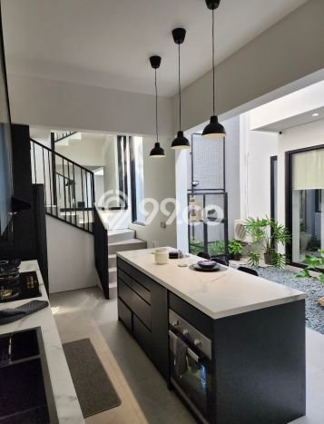 Siap Huni Rumah Mewah 5 Kamar di Cilandak Dekat ke Mana Saja Siap Huni Rumah Mewah 5 Kamar di Cilandak Dekat ke Mana Saja