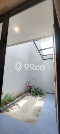 Rumah Modern Cantik 4 Kamar Siap Huni di Pamulang Rumah Modern Cantik 4 Kamar Siap Huni di Pamulang