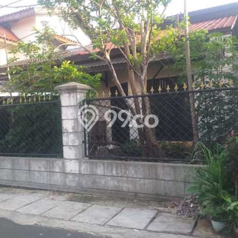 Ready to Use! Luxury House LT 300m2 Desain Modern di Cipulir Ready to Use! Luxury House LT 300m2 Desain Modern di Cipulir