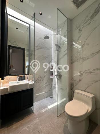 Ready to Use! Premium House LT 200m2 Desain Modern di BSD City Ready to Use! Premium House LT 200m2 Desain Modern di BSD City