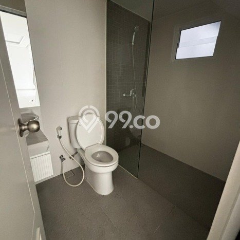Rumah Elit LB 257m2 Siap Pakai Desain Elegan di Gading Serpong, Tangerang Rumah Elit LB 257m2 Siap Pakai Desain Elegan di Gading Serpong, Tangerang