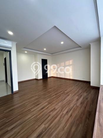 Jual Rumah Mewah Megah Dengan View Eksklusif di Gading Serpong, Tangerang Jual Rumah Mewah Megah Dengan View Eksklusif di Gading Serpong, Tangerang