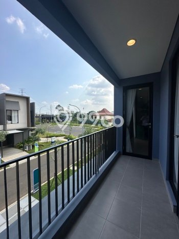 Rumah Mewah LB 155m2 Siap Pakai Desain Elegan di Alam Sutera 2, Tangerang Rumah Mewah LB 155m2 Siap Pakai Desain Elegan di Alam Sutera 2, Tangerang