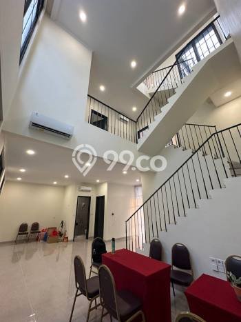 Jual Rumah Mewah Megah Dengan View Eksklusif di Gading Serpong, Tangerang Jual Rumah Mewah Megah Dengan View Eksklusif di Gading Serpong, Tangerang