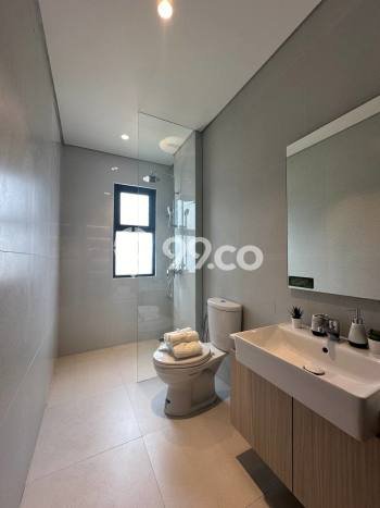 Hunian Elit LB 190m2 Siap Huni Desain Elegan di Cihuni, Tangerang Hunian Elit LB 190m2 Siap Huni Desain Elegan di Cihuni, Tangerang