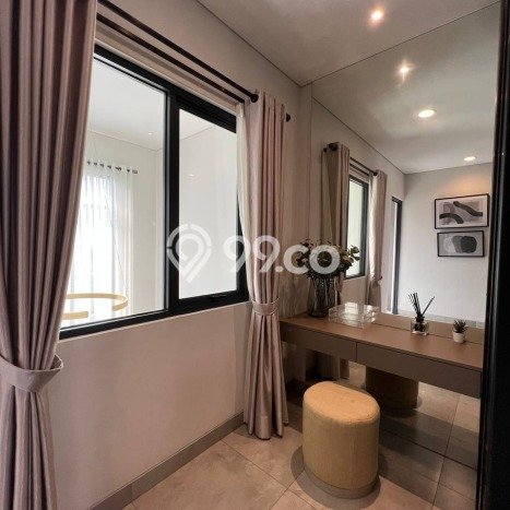Unit Ruko Dijual di BSD Tangerang Selatan Luas Tanah 50m2, Luas Bangunan 91m2 Unit Ruko Dijual di BSD Tangerang Selatan Luas Tanah 50m2, Luas Bangunan 91m2
