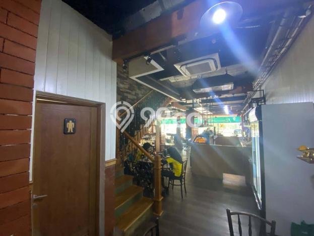 Unit Ruko Dijual di BSD Tangerang Selatan Luas Tanah 88m2, Luas Bangunan 220m2 Unit Ruko Dijual di BSD Tangerang Selatan Luas Tanah 88m2, Luas Bangunan 220m2