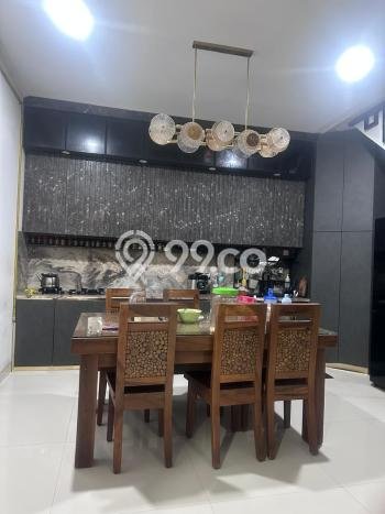 Jual Rumah Mewah Megah Dengan View Eksklusif di BSD Graha Raya, Tangerang Jual Rumah Mewah Megah Dengan View Eksklusif di BSD Graha Raya, Tangerang