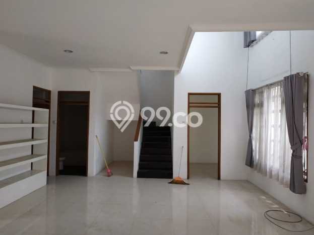 Siap Huni Rumah Mewah 4 Kamar di Batununggal Dekat ke Mana Pun Siap Huni Rumah Mewah 4 Kamar di Batununggal Dekat ke Mana Pun
