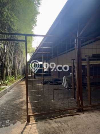 Unit Gudang Disewakan di Caringin di Area Ramai & Strategis Unit Gudang Disewakan di Caringin di Area Ramai & Strategis