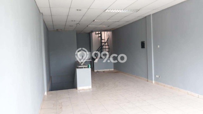 PRIME LOCATION! Ruko Kawasan Meruya, Luas 180m², Kawasan Komersial, Posisi Strategis PRIME LOCATION! Ruko Kawasan Meruya, Luas 180m², Kawasan Komersial, Posisi Strategis