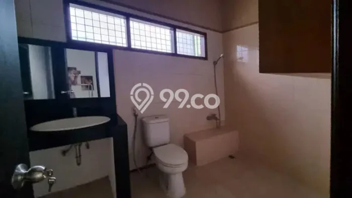 Dijual Rumah Mewah Megah Dengan View Cantik di Intercon, Jakarta Barat Dijual Rumah Mewah Megah Dengan View Cantik di Intercon, Jakarta Barat