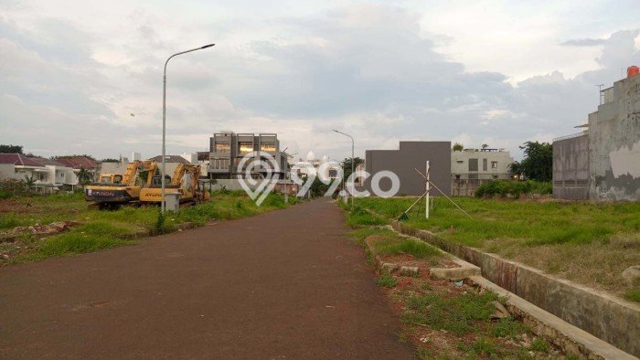 Untuk Dijual Tanah di Jakarta Barat, Luas 450m2 - Untuk Dijual Tanah di Jakarta Barat, Luas 450m2 -
