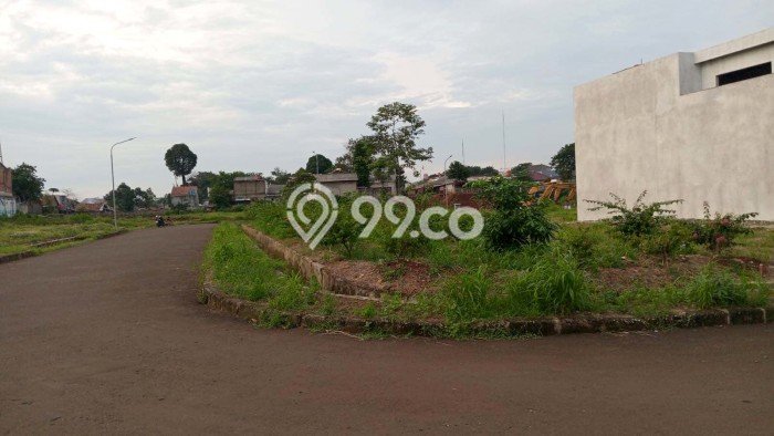 Untuk Dijual Tanah di Jakarta Barat, Luas 450m2 - Untuk Dijual Tanah di Jakarta Barat, Luas 450m2 -
