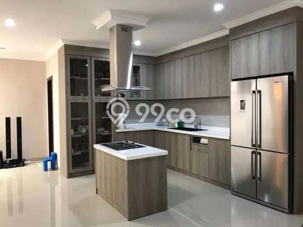 Rumah EXCLUSIVE! di Intercon, Jakarta Barat, LT 120m² Bangunan 200m², HARGA SPESIAL Rumah EXCLUSIVE! di Intercon, Jakarta Barat, LT 120m² Bangunan 200m², HARGA SPESIAL