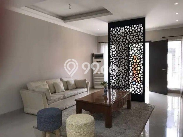 Rumah EXCLUSIVE! di Intercon, Jakarta Barat, LT 120m² Bangunan 200m², HARGA SPESIAL Rumah EXCLUSIVE! di Intercon, Jakarta Barat, LT 120m² Bangunan 200m², HARGA SPESIAL