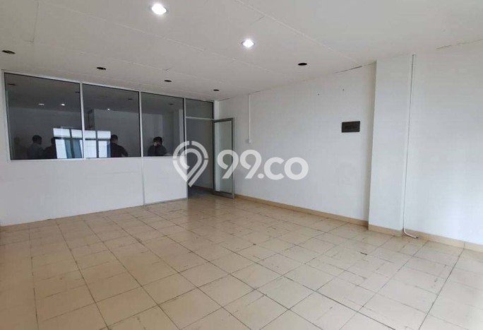 Ruko Dijual di Jakarta Barat LT 90m2 & LB 280m2 Lokasi Terbaik! Ruko Dijual di Jakarta Barat LT 90m2 & LB 280m2 Lokasi Terbaik!
