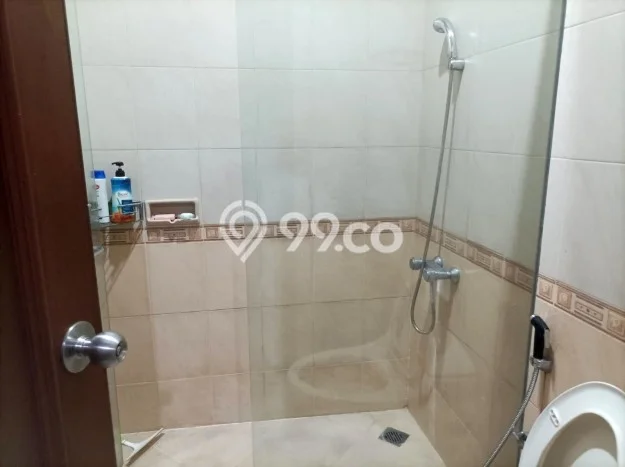 Rumah di Kembangan, 3 KM, Konsep Modern, Luas 150m² Bangunan 240m² Rumah di Kembangan, 3 KM, Konsep Modern, Luas 150m² Bangunan 240m²